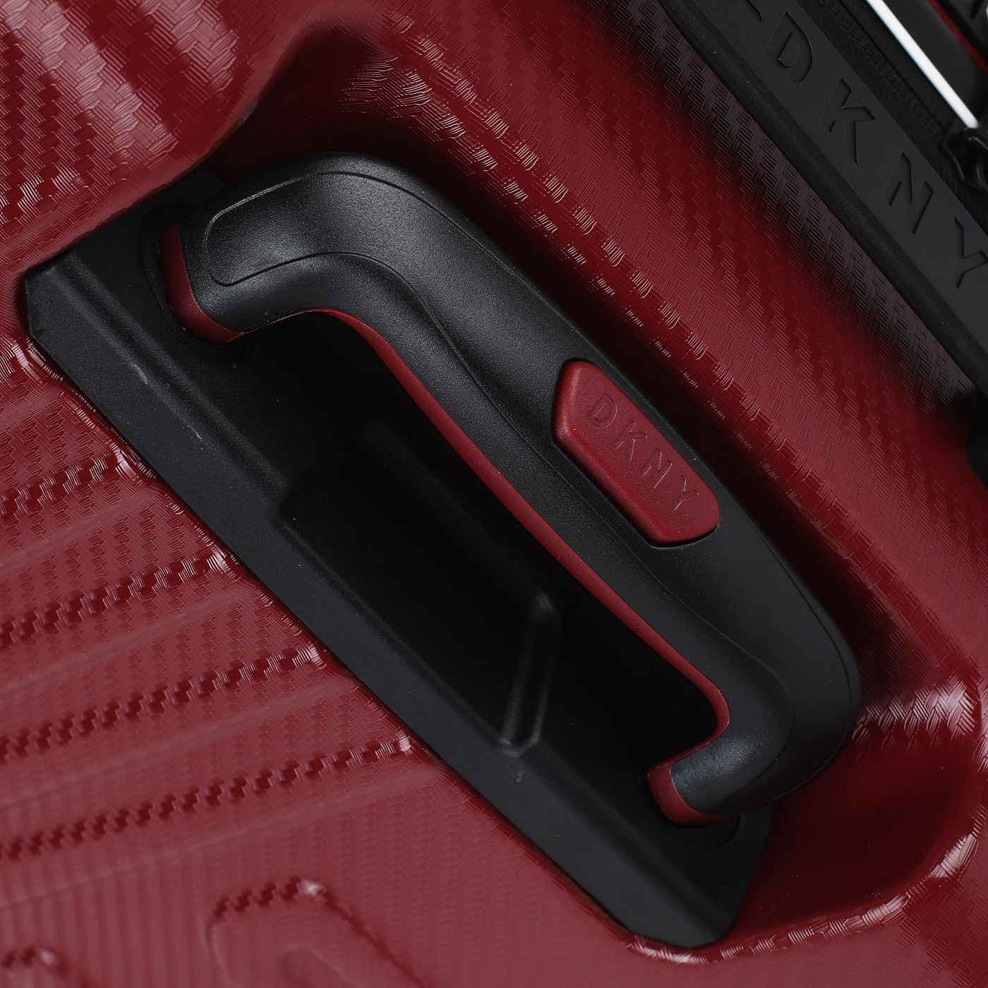 Чемодан средний M из ABS-пластика с кодовым замком DKNY DKNY-118 Blaze