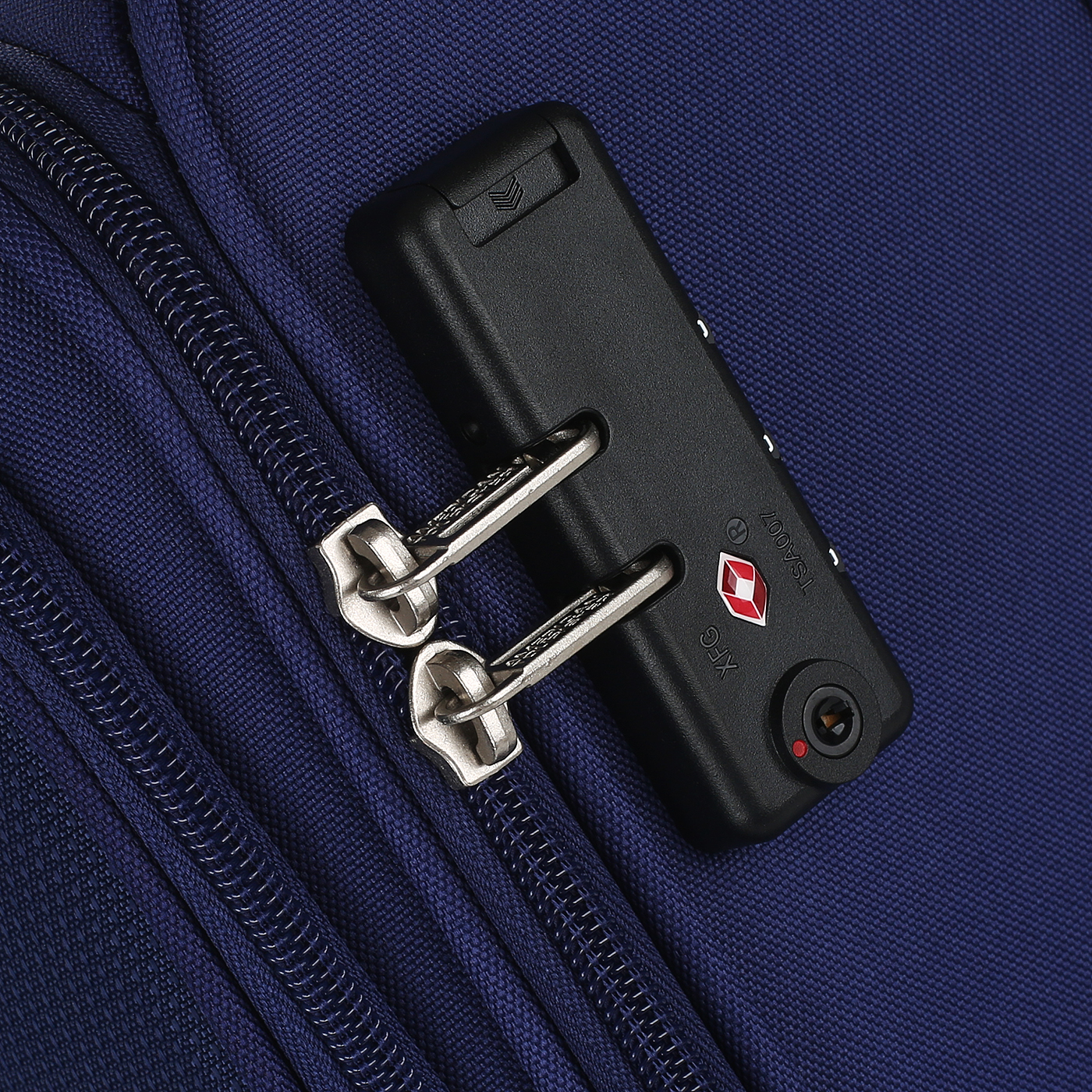 Чемодан очень большой XL тканевый с кодовым замком American Tourister Heat Wave