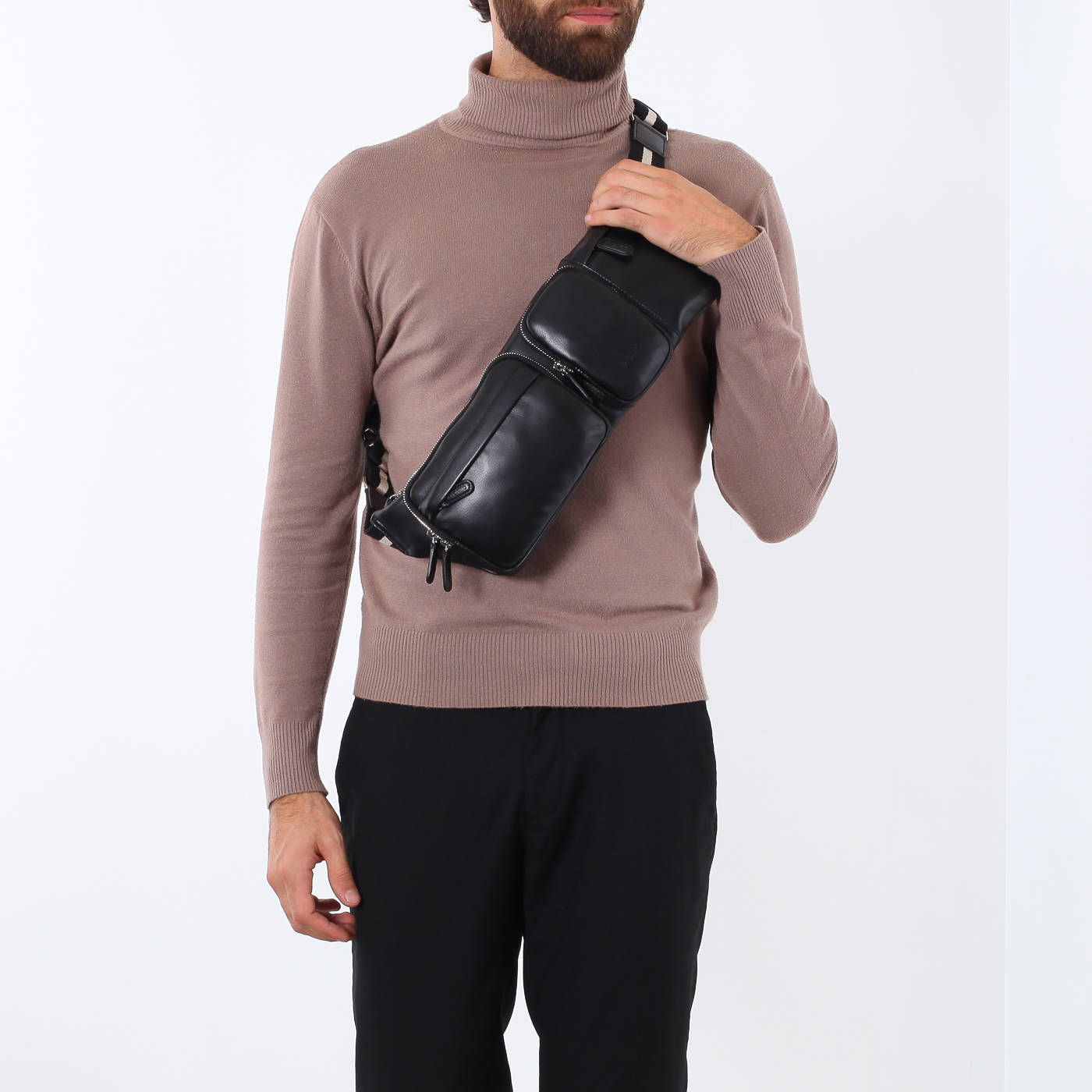 Кожаная сумка на пояс Picard Torrino